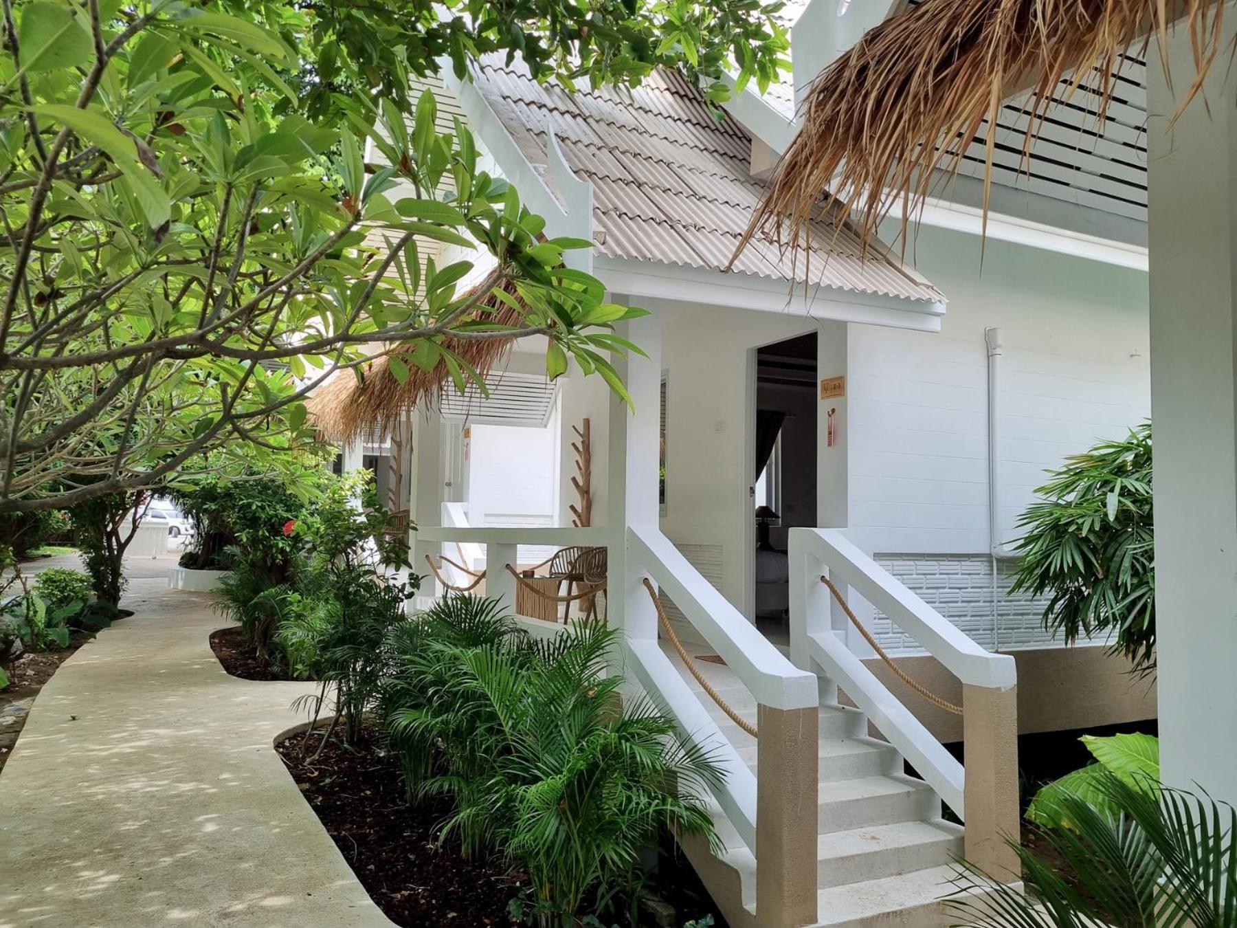 Elephant Beach Club & Resort Samui Chaweng  Exterior photo